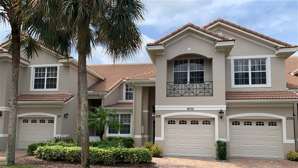 Listing# 107 Property Photo