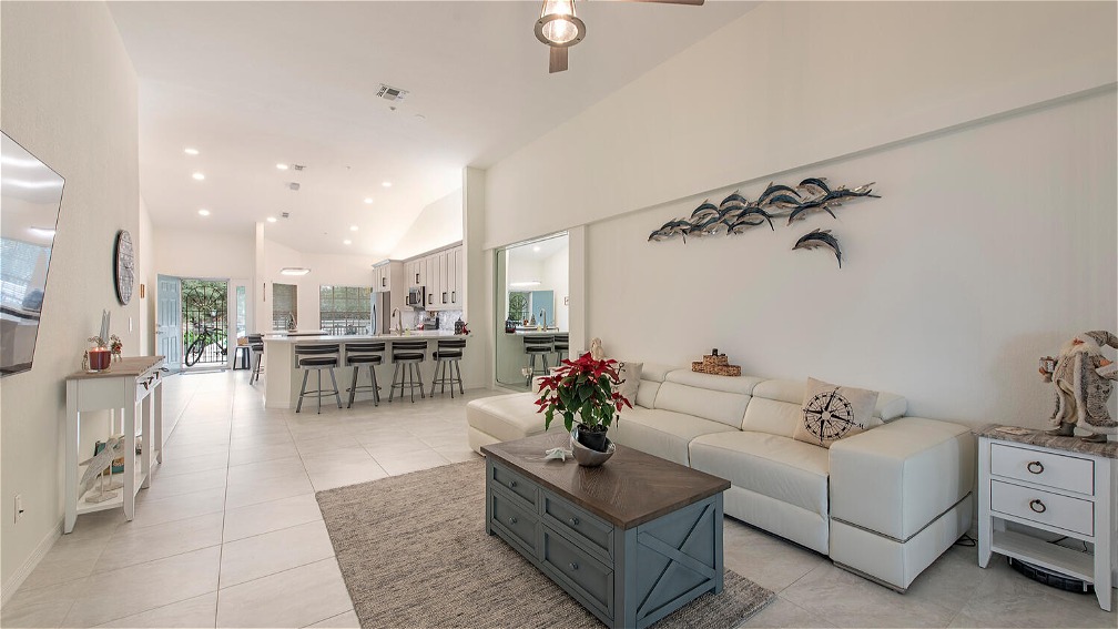 Listing# 120 Property Photo